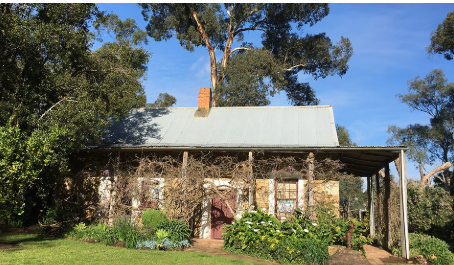 Schwerkolt Cottage tour (Mitcham)